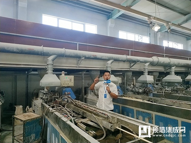 海創(chuàng)集成墻面.jpg